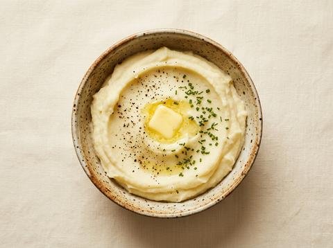 Instant mashed potato made from flakes