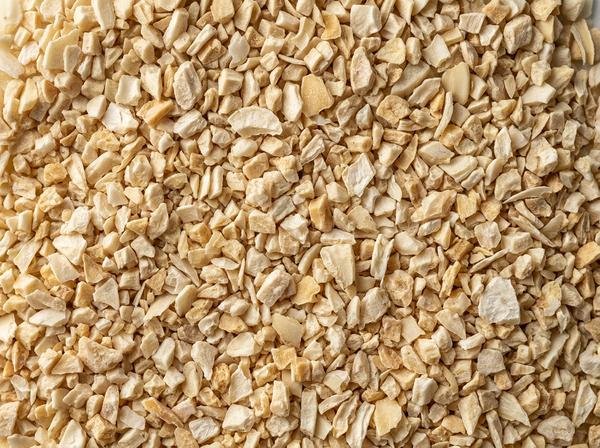 Chopped and minced garlic